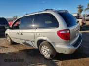 ✅ 2005 Chrysler Town & Country • VIN: 1C4GP45R05B438862 • Lot: 90748865. Wystawiony na Copart z przebiegiem 156 077 mil. Bezpłatny archiwum sprzedaży aukcyjnych z USA i szczegółowy raport historii pojazdu na DreamBid. Zdjęcie 2.