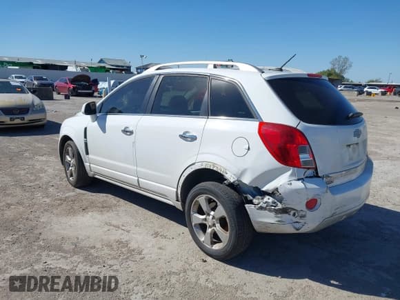 ✅ 2014 Chevrolet Captiva Sport LT • VIN: 3GNAL3EK2ES597862 • Lot: 43531898. Wystawiony na IAAI z przebiegiem 168 910 mil. Bezpłatny archiwum sprzedaży aukcyjnych z USA i szczegółowy raport historii pojazdu na DreamBid. Zdjęcie 3.