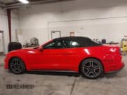 ✅ 2018 Ford Mustang EcoBoost Premium • VIN: 1FATP8UHXJ5110023 • Лот: 43344450. Опубликован ранее на IAAI с пробегом 61 095 миль. Бесплатный доступ к архиву аукционных продаж из США и подробный отчёт об истории автомобиля на DreamBid. Изображение 14.