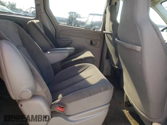 2005 Dodge Caravan SXT with VIN 1D4GP45RX5B318277, listed as a Copart auction lot 65368494 with 108,138 mi miles and Salvage title. Bid and sale history available at DreamBid. Image 11.
