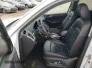 ✅ 2017 Audi Q5 Premium Plus • VIN: WA1L2AFP7HA037273 • Lot: 48401564. Wystawiony na Copart z przebiegiem 170 600 mil. Bezpłatny archiwum sprzedaży aukcyjnych z USA i szczegółowy raport historii pojazdu na DreamBid. Zdjęcie 7.