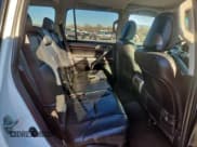 ✅ 2014 Lexus GX 460 • VIN: JTJBM7FX2E5082783 • Lot: 95279785. Wystawiony na Copart z przebiegiem 183 952 mil. Bezpłatny archiwum sprzedaży aukcyjnych z USA i szczegółowy raport historii pojazdu na DreamBid. Zdjęcie 11.