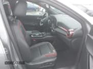 ✅ 2025 Chevrolet Equinox FWD RS • VIN: 3GNAXLEG1SL173319 • Lot: 43038770. Wystawiony na IAAI z przebiegiem 15 146 mil. Bezpłatny archiwum sprzedaży aukcyjnych z USA i szczegółowy raport historii pojazdu na DreamBid. Zdjęcie 5.