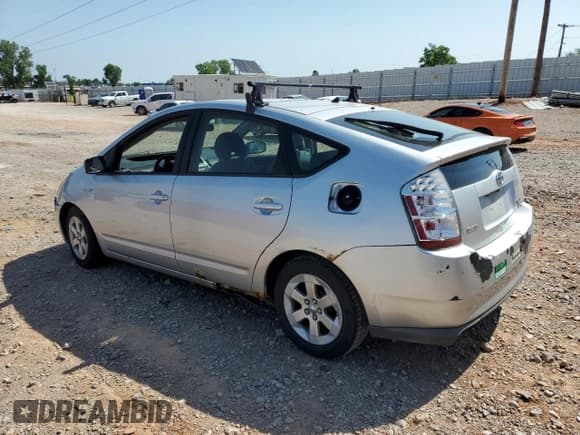 ✅ 2008 Toyota Prius • VIN: JTDKB20U887805734 • Лот: 57046005. Опубликован ранее на Copart с пробегом 245 103 миль. Бесплатный доступ к архиву аукционных продаж из США и подробный отчёт об истории автомобиля на DreamBid. Изображение 2.