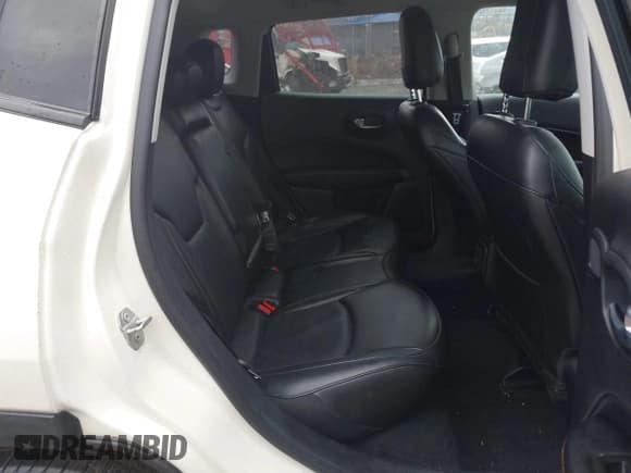 ✅ 2021 Jeep Compass Limited • VIN: 3C4NJCCB9MT597434 • Lot: 41580549. Listed on IAAI with 51,549 mi. Free auction sales archive from the USA and detailed vehicle history report at DreamBid. Image 8.