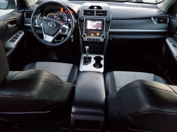 ✅ 2012 Toyota Camry SE • VIN: 4T1BF1FK2CU181262 • Лот: 92854405. Опубликован ранее на Copart с пробегом 176 843 миль. Бесплатный доступ к архиву аукционных продаж из США и подробный отчёт об истории автомобиля на DreamBid. Изображение 8.