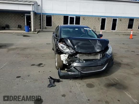 ✅ 2013 Hyundai Elantra GLS • VIN: 5NPDH4AE4DH381971 • Lot: 83877725. Listed on Copart with 123,871 mi. Free auction sales archive from the USA and detailed vehicle history report at DreamBid. Image 13.