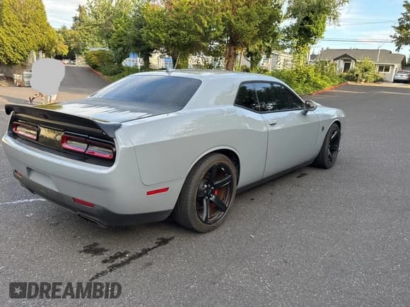 ✅ 2021 Dodge Challenger SRT Hellcat Redeye Widebody • VIN: 2C3CDZL91MH524750 • Lot: 68050445. Wystawiony na Copart z przebiegiem 37 862 mil. Bezpłatny archiwum sprzedaży aukcyjnych z USA i szczegółowy raport historii pojazdu na DreamBid. Zdjęcie 4.