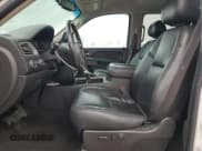 ✅ 2012 Chevrolet Silverado 1500 LTZ • VIN: 3GCPKTE74CG179112 • Лот: 51651805. Опубликован ранее на Copart с пробегом 339 211 миль. Бесплатный доступ к архиву аукционных продаж из США и подробный отчёт об истории автомобиля на DreamBid. Изображение 7.