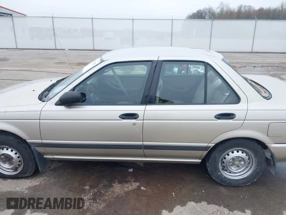 ✅ 1994 Nissan Sentra E • VIN: JN1EB31P9RU330113 • Лот: 41976102. Опубликован ранее на IAAI с пробегом 113 441 миль. Бесплатный доступ к архиву аукционных продаж из США и подробный отчёт об истории автомобиля на DreamBid. Изображение 15.