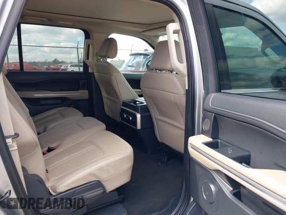 ✅ 2024 Ford Expedition Max Limited • VIN: 1FMJK1K80REA09431 • Lot: 41514189. Listed on IAAI with 55,383 mi. Free auction sales archive from the USA and detailed vehicle history report at DreamBid. Image 8.