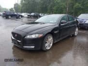 ✅ 2016 Jaguar XF 35t Prestige • VIN: SAJBK4BV9GCY11809 • Lot: 42498266. Wystawiony na IAAI z przebiegiem 72 795 mil. Bezpłatny archiwum sprzedaży aukcyjnych z USA i szczegółowy raport historii pojazdu na DreamBid. Zdjęcie 17.