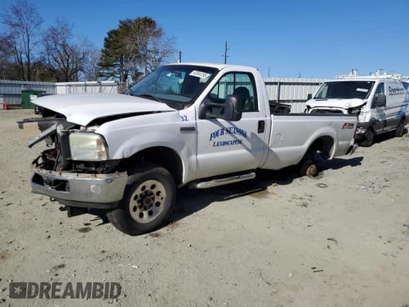 ✅ 2005 Ford F-250 XL • VIN: 1FTNF21515EC41649 • Lot: 42044195. Listed on Copart with 194,225 mi. Free auction sales archive from the USA and detailed vehicle history report at DreamBid. Image 1.
