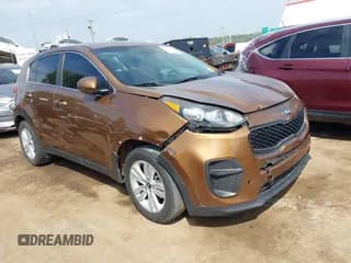 ✅ 2018 Kia Sportage LX • VIN: KNDPM3AC5J7489713 • Lot: 43222862. Wystawiony na IAAI z przebiegiem 139 211 mil. Bezpłatny archiwum sprzedaży aukcyjnych z USA i szczegółowy raport historii pojazdu na DreamBid. Zdjęcie 1.