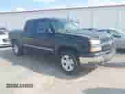 2004 Chevrolet Silverado 1500 Z71 z VIN 2GCEK13T741321958, wystawiony jako IAAI lot #43230757 z przebiegiem 328 395 mil mil oraz . Historia ofert i sprzedaży dostępna na DreamBid. Obrazek 1.