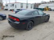 ✅ 2014 Dodge Charger Police • VIN: 2C3CDXKT7EH330307 • Lot: 43716637. Wystawiony na IAAI z przebiegiem 136 399 mil. Bezpłatny archiwum sprzedaży aukcyjnych z USA i szczegółowy raport historii pojazdu na DreamBid. Zdjęcie 4.