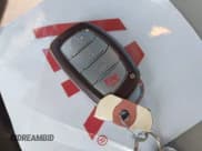 ✅ 2016 Hyundai Sonata • VIN: KMHE14L29GA021355 • Лот: 43240312. Опубликован ранее на IAAI с пробегом 87 076 миль. Бесплатный доступ к архиву аукционных продаж из США и подробный отчёт об истории автомобиля на DreamBid. Изображение 11.