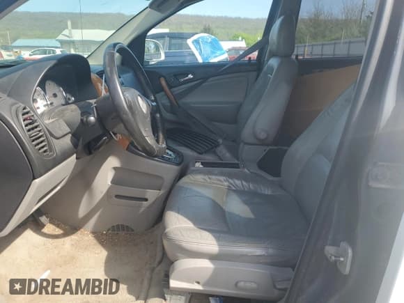 ✅ 2006 Saturn VUE • VIN: 5GZCZ63446S839083 • Lot: 54490975. Wystawiony na Copart z przebiegiem 244 216 mil. Bezpłatny archiwum sprzedaży aukcyjnych z USA i szczegółowy raport historii pojazdu na DreamBid. Zdjęcie 7.