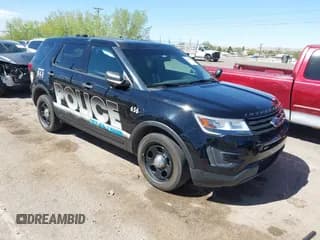 ✅ 2017 Ford Police Interceptor Utility • VIN: 1FM5K8AT0HGD14009 • Lot: 42050424. Listed on IAAI with 100,050 mi. Free auction sales archive from the USA and detailed vehicle history report at DreamBid. Image 1.