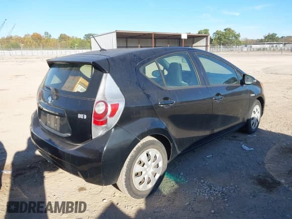 ✅ 2013 Toyota Prius One • VIN: JTDKDTB32D1546286 • Lot: 43487780. Listed on IAAI with 126,825 mi. Free auction sales archive from the USA and detailed vehicle history report at DreamBid. Image 4.