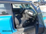 ✅ 2013 MINI Hardtop • VIN: WMWSU3C59DT689754 • Lot: 43895459. Wystawiony na IAAI z przebiegiem 87 172 mil. Bezpłatny archiwum sprzedaży aukcyjnych z USA i szczegółowy raport historii pojazdu na DreamBid. Zdjęcie 5.