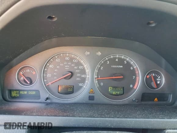 ✅ 2007 Volvo XC90 I6 • VIN: YV4CN982571355174 • Лот: 95309735. Опубликован ранее на Copart с пробегом 87 744 миль. Бесплатный доступ к архиву аукционных продаж из США и подробный отчёт об истории автомобиля на DreamBid. Изображение 9.