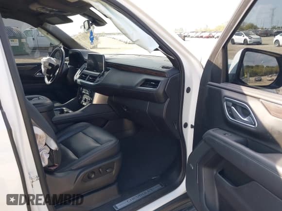 ✅ 2021 Chevrolet Tahoe LT • VIN: 1GNSKNKD1MR295232 • Lot: 43382179. Listed on IAAI with 86,232 mi. Free auction sales archive from the USA and detailed vehicle history report at DreamBid. Image 5.