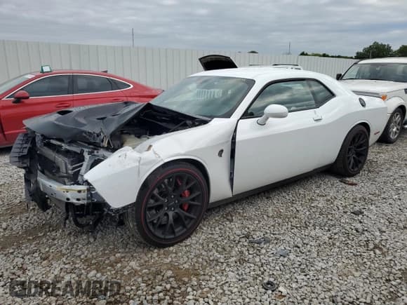 ✅ 2015 Dodge Challenger SRT Hellcat • VIN: 2C3CDZC99FH854283 • Lot: 60892034. Wystawiony na Copart z przebiegiem 10 815 mil. Bezpłatny archiwum sprzedaży aukcyjnych z USA i szczegółowy raport historii pojazdu na DreamBid. Zdjęcie 1.