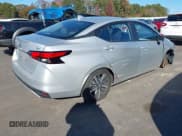 ✅ 2021 Nissan Versa SV • VIN: 3N1CN8EV6ML830527 • Лот: 43697190. Опубликован ранее на IAAI с пробегом 89 884 миль. Бесплатный доступ к архиву аукционных продаж из США и подробный отчёт об истории автомобиля на DreamBid. Изображение 4.