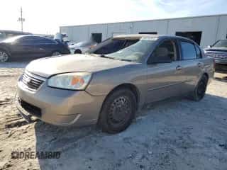 2007 Chevrolet Malibu LS z VIN 1G1ZS57NX7F284477, wystawiony jako Copart lot #69028264 z przebiegiem 132 309 mil mil oraz Szkoda całkowita • Salvage title. Historia ofert i sprzedaży dostępna na DreamBid. Obrazek 1.