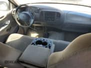 ✅ 1998 Ford F-150 • VIN: 1FTZX18WXWKA34316 • Лот: 67871555. Опубликован ранее на Copart с пробегом 130 180 миль. Бесплатный доступ к архиву аукционных продаж из США и подробный отчёт об истории автомобиля на DreamBid. Изображение 8.