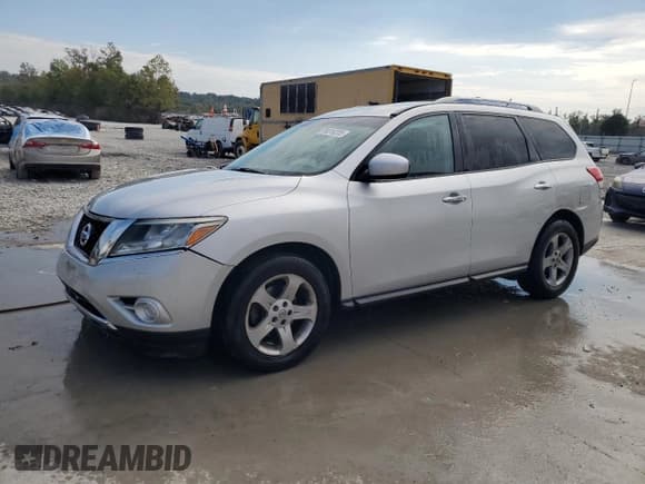 ✅ 2016 Nissan Pathfinder Platinum • VIN: 5N1AR2MN8GC653725 • Lot: 86316205. Listed on Copart with 158,396 mi. Free auction sales archive from the USA and detailed vehicle history report at DreamBid. Image 1.