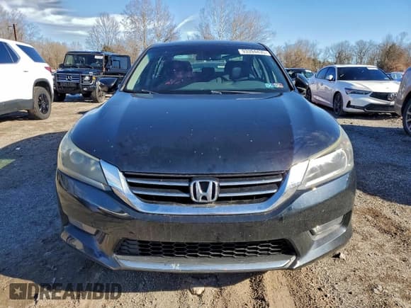 ✅ 2014 Honda Accord Sport • VIN: 1HGCR2F5XEA096997 • Lot: 93394435. Listed on Copart with 187,903 mi. Free auction sales archive from the USA and detailed vehicle history report at DreamBid. Image 5.