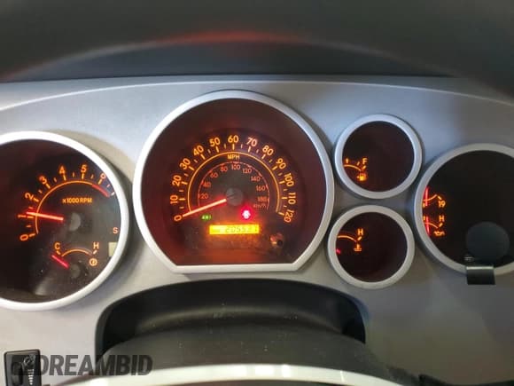 ✅ 2008 Toyota Tundra • VIN: 5TBBT54128S459399 • Лот: 71525125. Опубликован ранее на Copart с пробегом 205 537 миль. Бесплатный доступ к архиву аукционных продаж из США и подробный отчёт об истории автомобиля на DreamBid. Изображение 9.