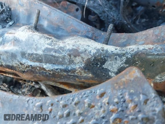 ✅ 2009 Hyundai Santa Fe GLS • VIN: 5NMSG73D99H330681 • Lot: 43531859. Wystawiony na IAAI z przebiegiem Nie podano. Bezpłatny archiwum sprzedaży aukcyjnych z USA i szczegółowy raport historii pojazdu na DreamBid. Zdjęcie 9.