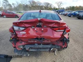 ✅ 2018 Hyundai Elantra Limited • VIN: 5NPD84LF3JH285475 • Lot: 91196145. Listed on Copart with 89,333 mi. Free auction sales archive from the USA and detailed vehicle history report at DreamBid. Image 6.