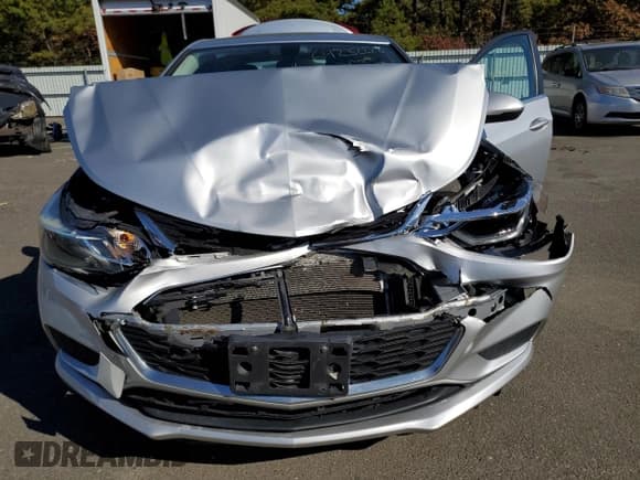 ✅ 2017 Chevrolet Cruze LT • VIN: 1G1BE5SM9H7219297 • Lot: 64232272. Listed on Copart with 64,316 mi. Free auction sales archive from the USA and detailed vehicle history report at DreamBid. Image 7.