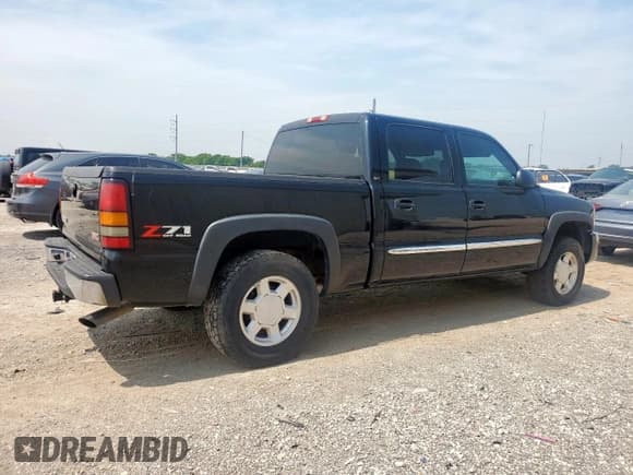 ✅ 2006 GMC Sierra 1500 SLE2 • VIN: 2GTEK13Z161255530 • Lot: 56800635. Wystawiony na Copart z przebiegiem 306 137 mil. Bezpłatny archiwum sprzedaży aukcyjnych z USA i szczegółowy raport historii pojazdu na DreamBid. Zdjęcie 3.