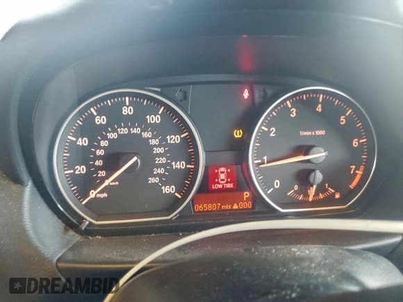 ✅ 2012 BMW 1 Series 128i • VIN: WBAUP9C59CVS94141 • Lot: 95017065. Listed on Copart with 65,807 mi. Free auction sales archive from the USA and detailed vehicle history report at DreamBid. Image 9.