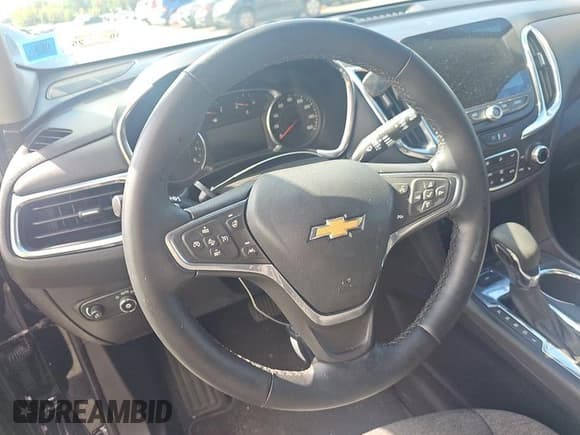 ✅ 2023 Chevrolet Equinox LT • VIN: 3GNAXUEGXPL214527 • Lot: 43827139. Wystawiony na IAAI z przebiegiem 19 442 mil. Bezpłatny archiwum sprzedaży aukcyjnych z USA i szczegółowy raport historii pojazdu na DreamBid. Zdjęcie 2.