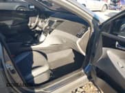 ✅ 2013 Hyundai Sonata SE • VIN: 5NPEC4AC8DH687136 • Lot: 43453065. Listed on IAAI with 164,631 mi. Free auction sales archive from the USA and detailed vehicle history report at DreamBid. Image 5.