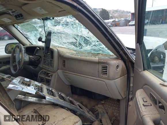 2006 Chevrolet Tahoe LS с VIN 1GNEK13Z36J148329, выставлен на аукционе IAAI как лот 41959131 с пробегом Не указан миль и . История ставок и продаж доступна на DreamBid. Изображение 5.