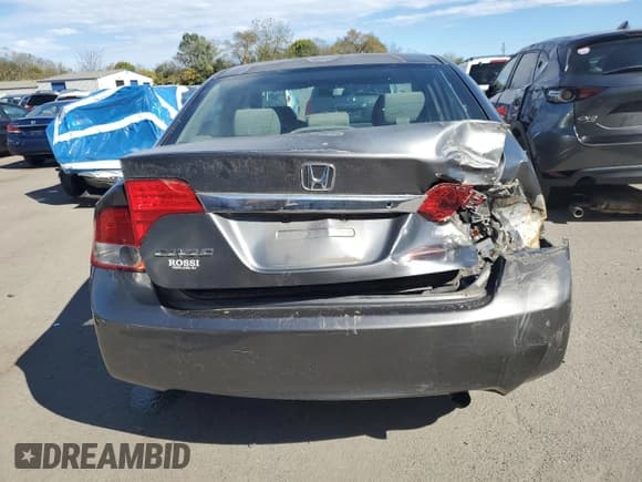 ✅ 2010 Honda Civic DX-VP • VIN: 2HGFA1F33AH518763 • Lot: 86991715. Wystawiony na Copart z przebiegiem 149 061 mil. Bezpłatny archiwum sprzedaży aukcyjnych z USA i szczegółowy raport historii pojazdu na DreamBid. Zdjęcie 6.