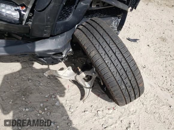 ✅ 2021 Ram 1500 SLT • VIN: 1C6RR7GTXMS567985 • Lot: 80756785. Listed on Copart with 60,934 mi. Free auction sales archive from the USA and detailed vehicle history report at DreamBid. Image 12.