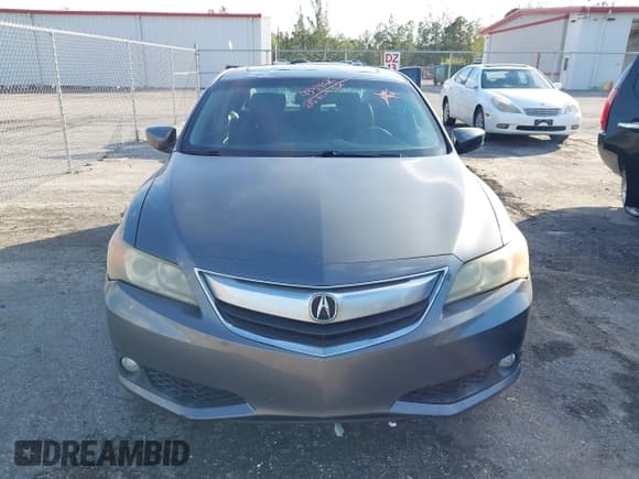 ✅ 2013 Acura ILX Premium • VIN: 19VDE1F56DE005981 • Lot: 43914026. Listed on IAAI with 123,406 mi. Free auction sales archive from the USA and detailed vehicle history report at DreamBid. Image 12.