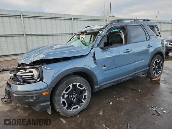 ✅ 2024 Ford Bronco Sport Outer Banks • VIN: 3FMCR9C69RRE08304 • Lot: 91917485. Listed on Copart with 20,343 mi. Free auction sales archive from the USA and detailed vehicle history report at DreamBid. Image 1.