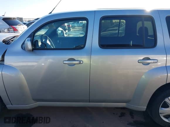 2011 Chevrolet HHR 1LT с VIN 3GNBABFW7BS552014, выставлен на аукционе IAAI как лот 43481079 с пробегом 190 000 миль миль и . История ставок и продаж доступна на DreamBid. Изображение 15.