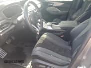 ✅ 2023 Acura MDX w/A-Spec Package • VIN: 5J8YE1H07PL043310 • Lot: 70474515. Wystawiony na Copart z przebiegiem Nie podano. Bezpłatny archiwum sprzedaży aukcyjnych z USA i szczegółowy raport historii pojazdu na DreamBid. Zdjęcie 7.