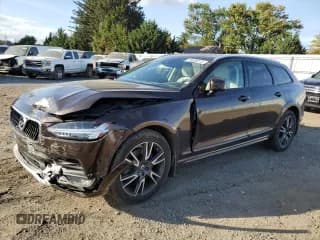 ✅ 2017 Volvo V90 • VIN: YV4A22NL1H1000766 • Лот: 70826213. Опубликован ранее на Copart с пробегом 63 345 миль. Бесплатный доступ к архиву аукционных продаж из США и подробный отчёт об истории автомобиля на DreamBid. Изображение 1.