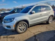 ✅ 2017 Volkswagen Tiguan Wolfsburg Edition • VIN: WVGSV7AXXHK002638 • Lot: 94039135. Wystawiony na Copart z przebiegiem 116 595 mil. Bezpłatny archiwum sprzedaży aukcyjnych z USA i szczegółowy raport historii pojazdu na DreamBid. Zdjęcie 1.